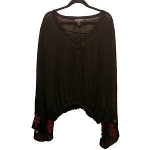 Forever 21 Plus Size Top Embroidered Sleeves